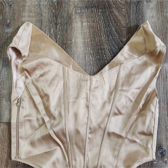Retrofete Rozik Bodysuit in Nude Off the Shoulders Size XS NWT Satin Silk - Picture 7 of 12